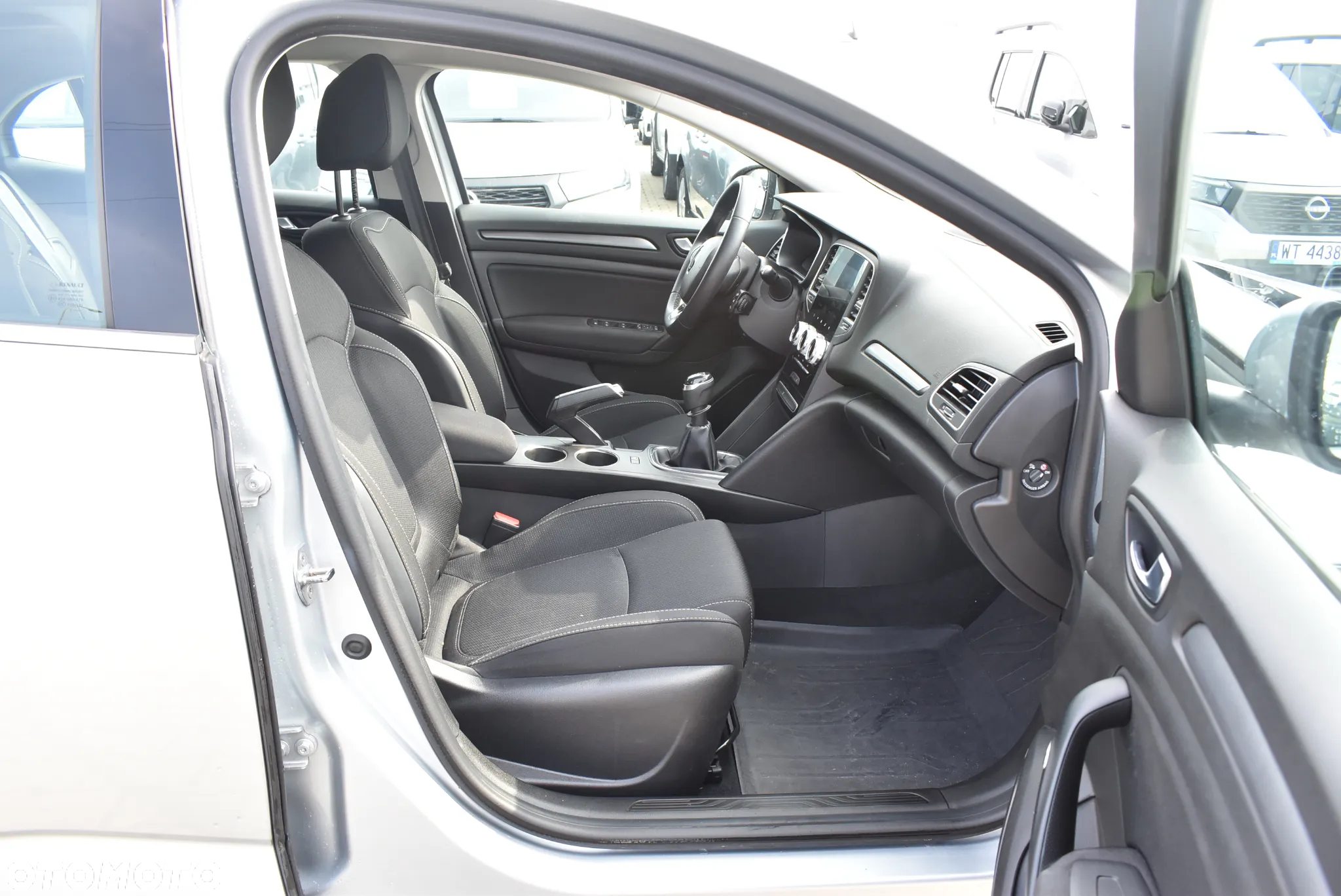 Renault Megane 1.3 TCe FAP Zen - 17