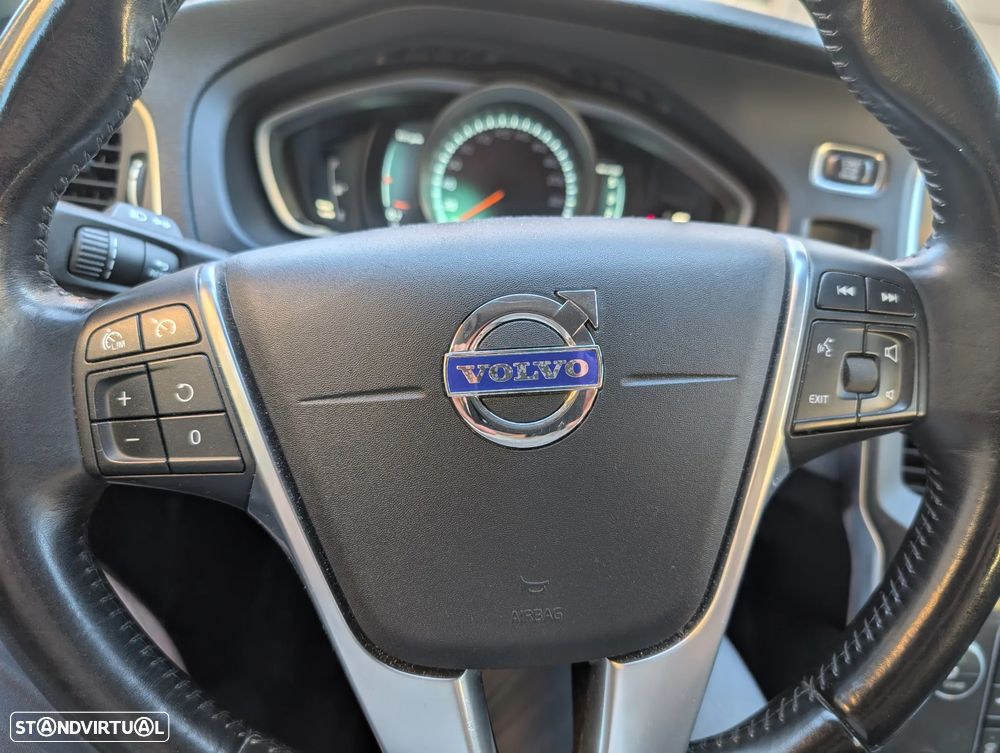 Volvo V40 ver-1-6-d2-momentum-powershift - 12