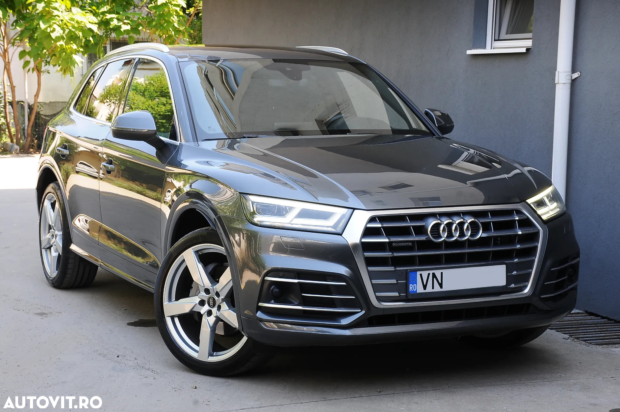 Audi Q5 2.0 40 TDI quattro S tronic Design - 26