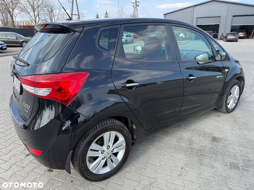 Hyundai ix20 1.4 Fifa World Cup Edition - 11