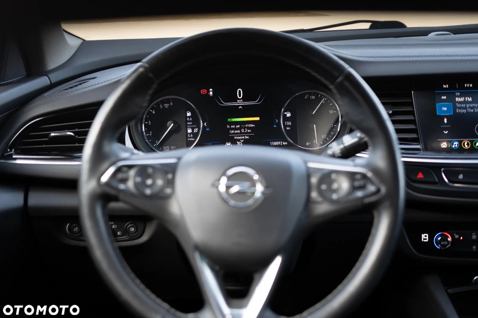 Opel Insignia - 12
