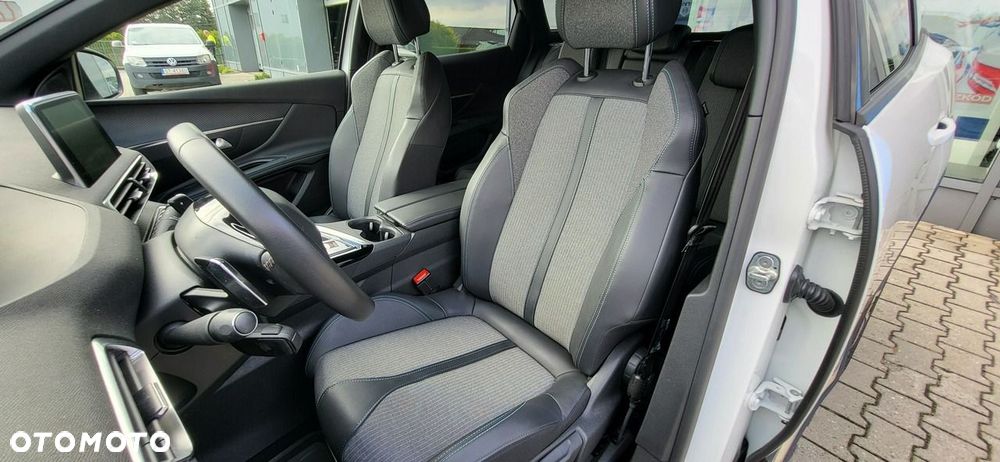 Peugeot 3008 1.2 PureTech Allure Pack S&S EAT8 - 10