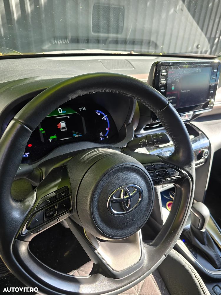 Toyota Yaris 1.5 VVT-i HSD Dynamic - 6