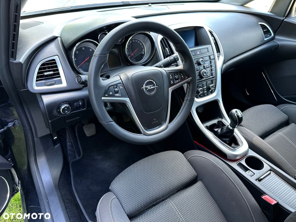 Opel Astra - 8