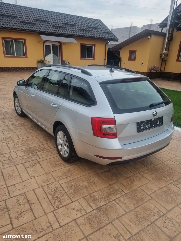 Skoda Octavia 1.6 TDI Ambition - 6
