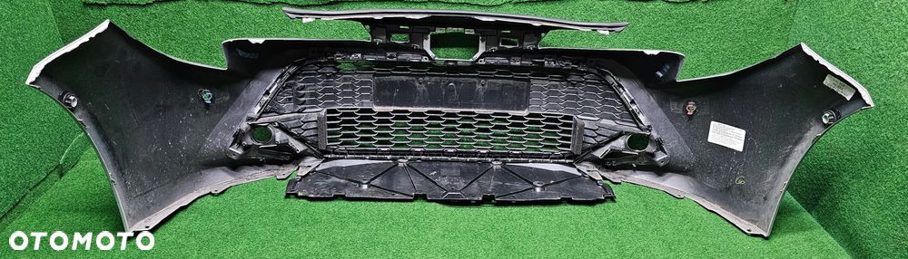 TOYOTA COROLLA E21 ----> ORYGINALNY ZDERZAK PRZEDNI - 13