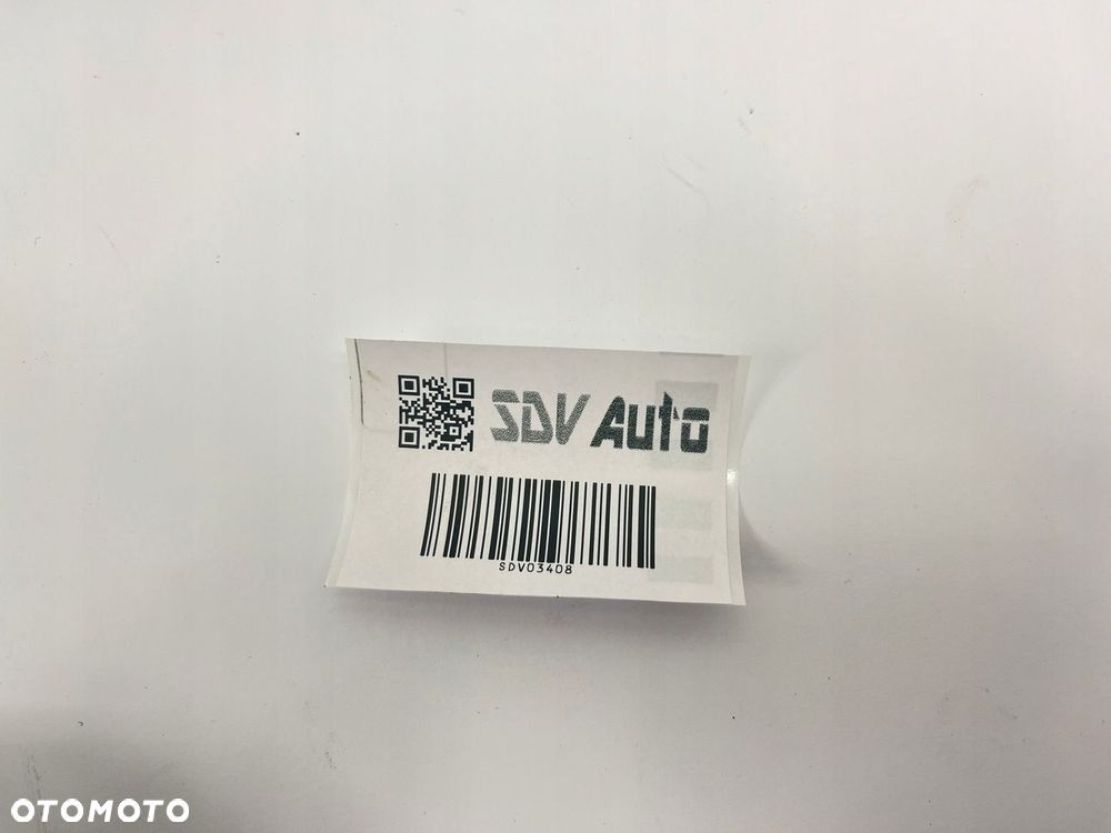 ORYGINALNE GŁOŚNIKI W DESKE ROZDZIELCZĄ KONSOLĘ MERCEDES W201 0008207002 - 7
