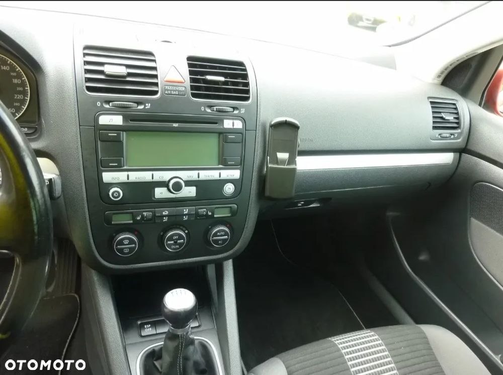 Volkswagen Golf 1.6 United - 13