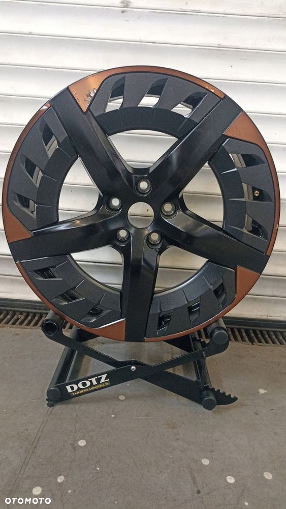 FELGA ALUMINIOWA CUPRA 8 x 19 5x112 ET 49 5FA