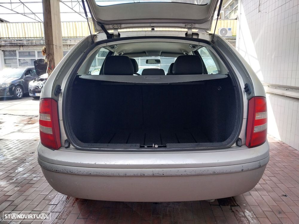 Skoda Fabia Break 1.4 TDi Ambiente - 10