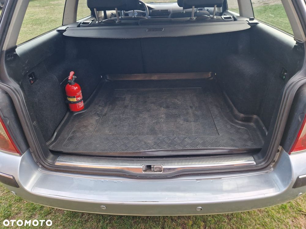 Volkswagen Passat - 6