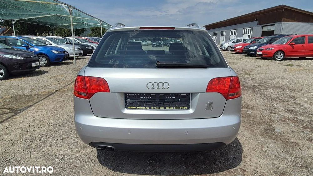 Audi A4 Avant 2.0 TDI DPF - 6