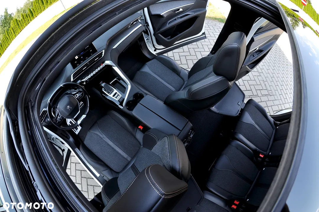 Peugeot 5008 1.5 BlueHDI Active S&S EAT8 - 17