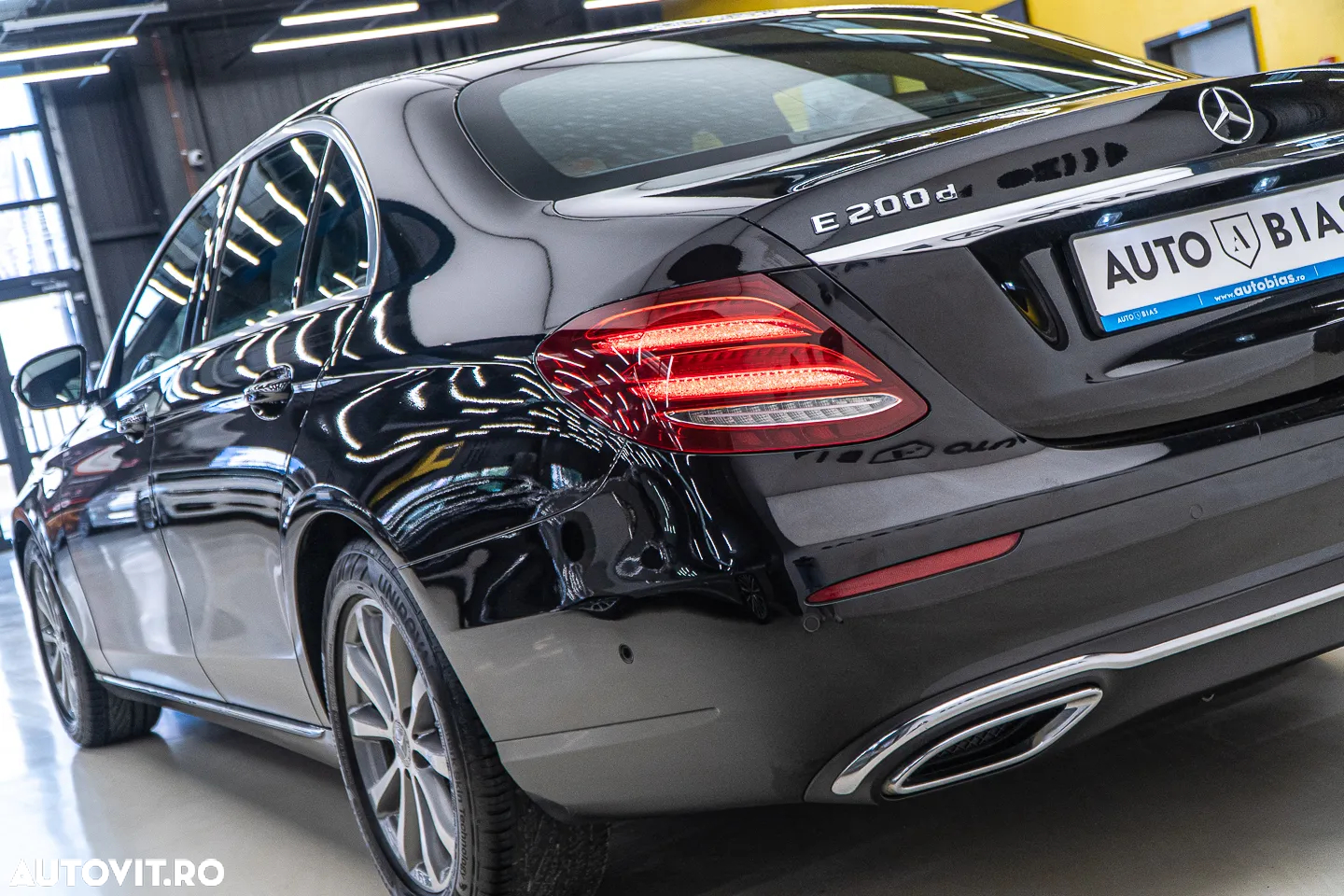 Mercedes-Benz E 200 d 9G-TRONIC Avantgarde - 33