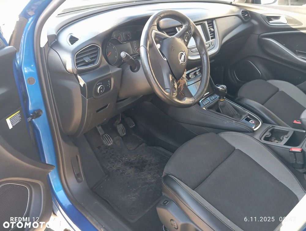 Opel Grandland X 1.2 T GPF Design Line S&S - 4