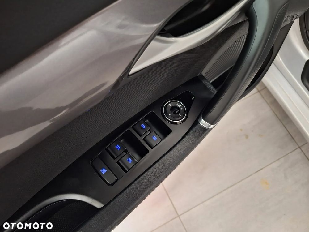 Hyundai i40 i40cw 1.6 Fifa World Cup Edition - 28