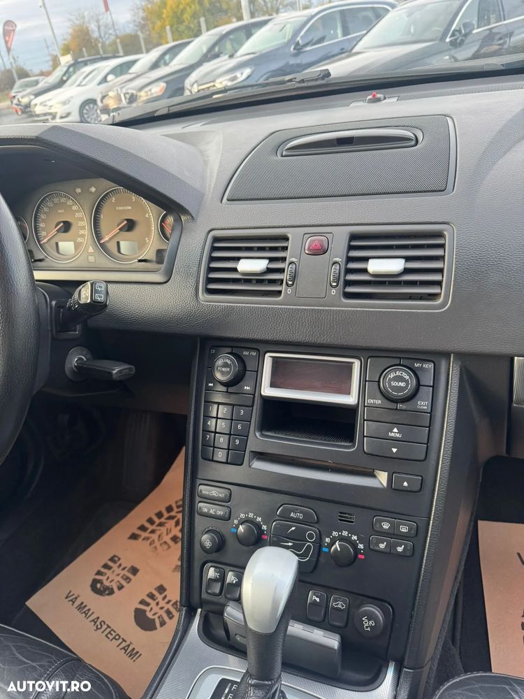 Volvo XC 90 D5 Aut. Summum - 10