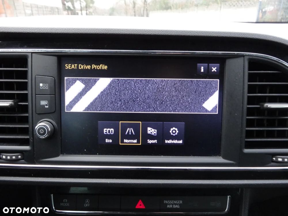 Seat Leon 2.0 TDI DPF Start&Stop FR - 27