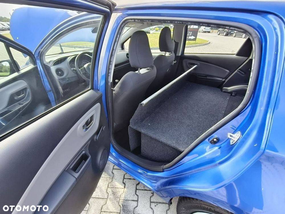 Toyota Yaris - 15
