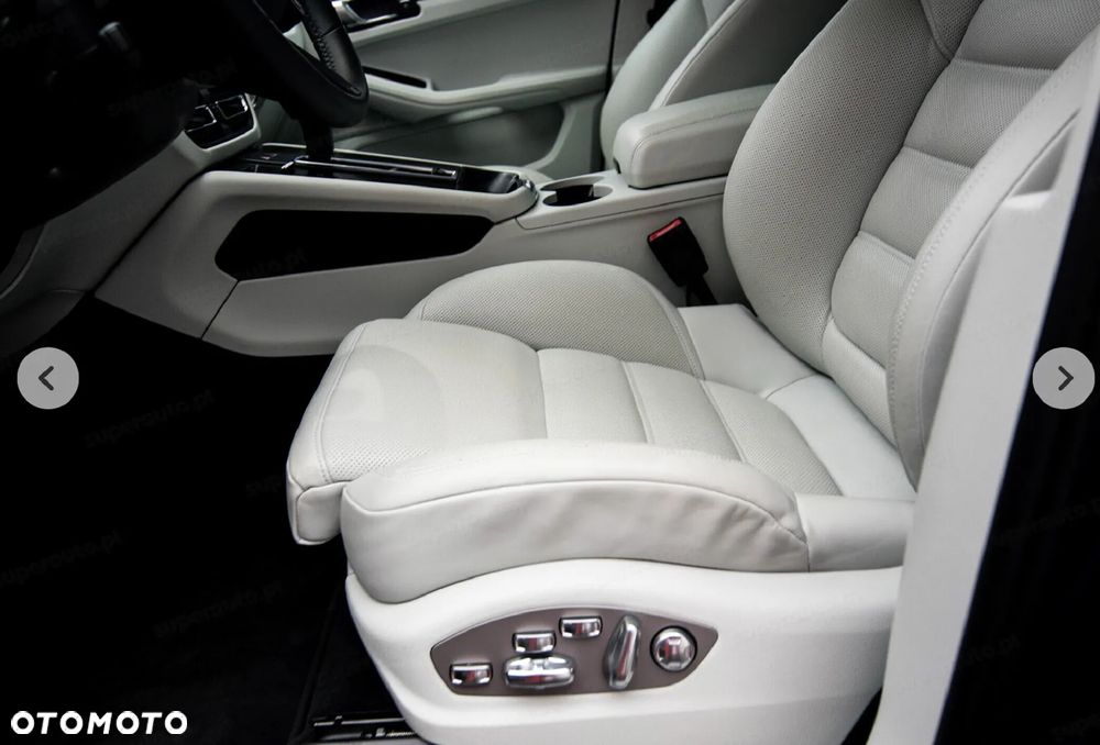 Porsche Macan T - 29