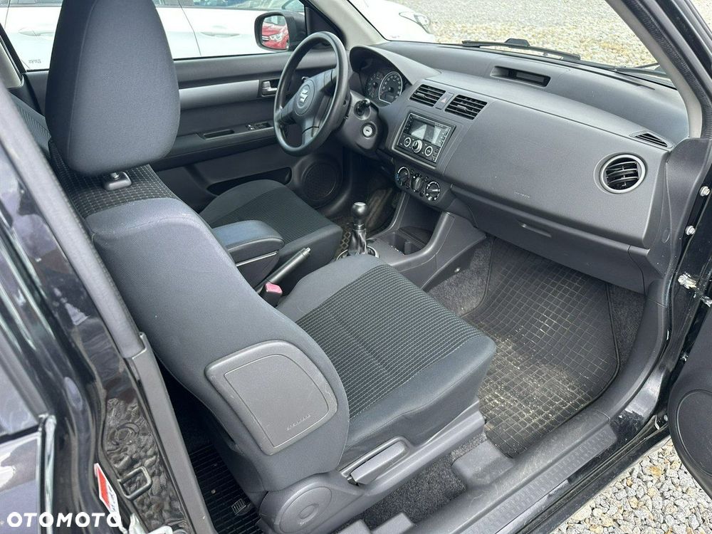 Suzuki Swift 1.3 Classic - 19