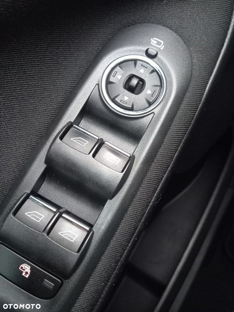 Ford S-Max 1.6 TDCi DPF Platinium X - 35