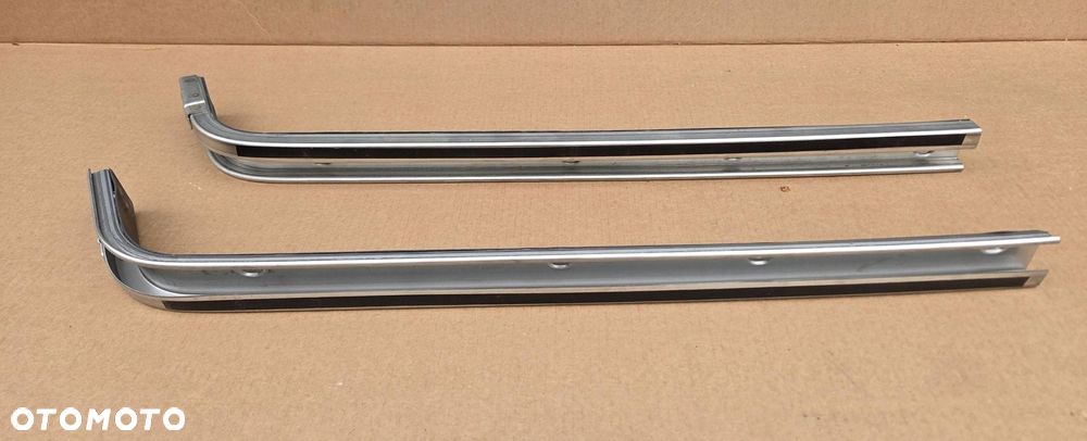 volkswagen multivan t7 prowadnica drzwi przesuwnych prawy tył - 1