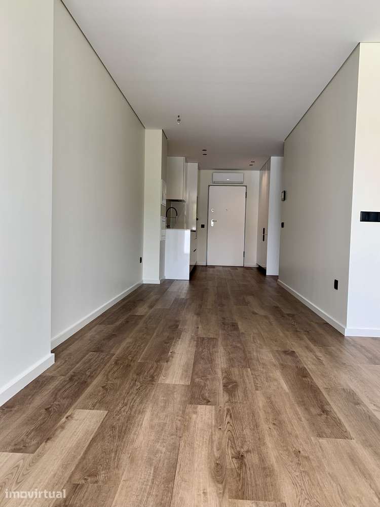 Apartamento T1 Novo para Arrendamento – Rua Dom Pedro V, Braga - Grande imagem: 3/13