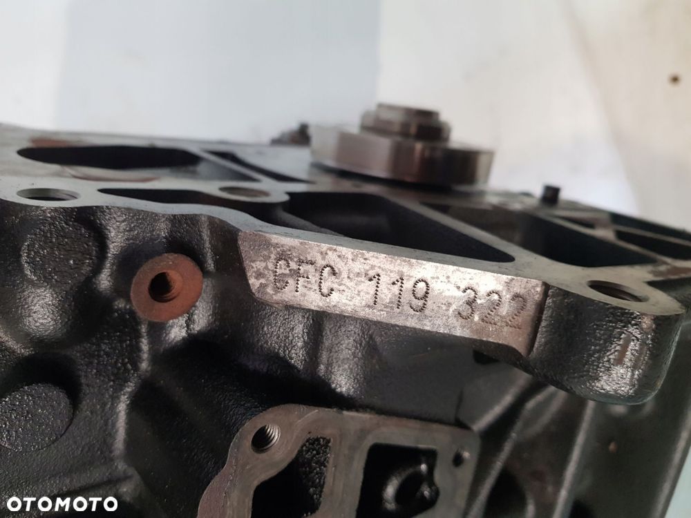 dół blok silnika 03l021ap vw transporter t5 2.0 tdi cfc - 13