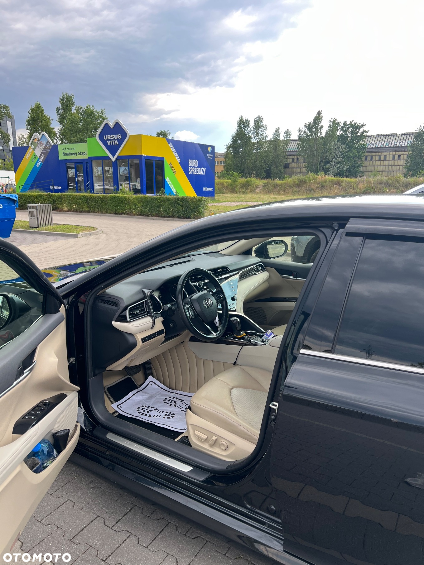 Toyota Camry 2.5 Hybrid Comfort CVT - 8