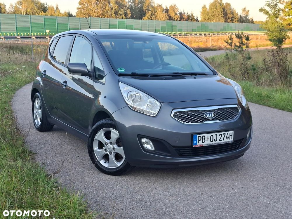 Kia Venga 1.4 CVVT Titanium Collection - 11