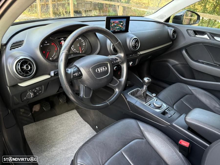 Audi A3 Limousine 1.6 TDI Sport - 18