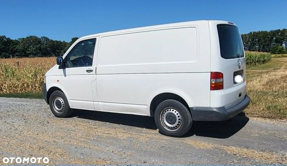 Volkswagen Transporter - 9