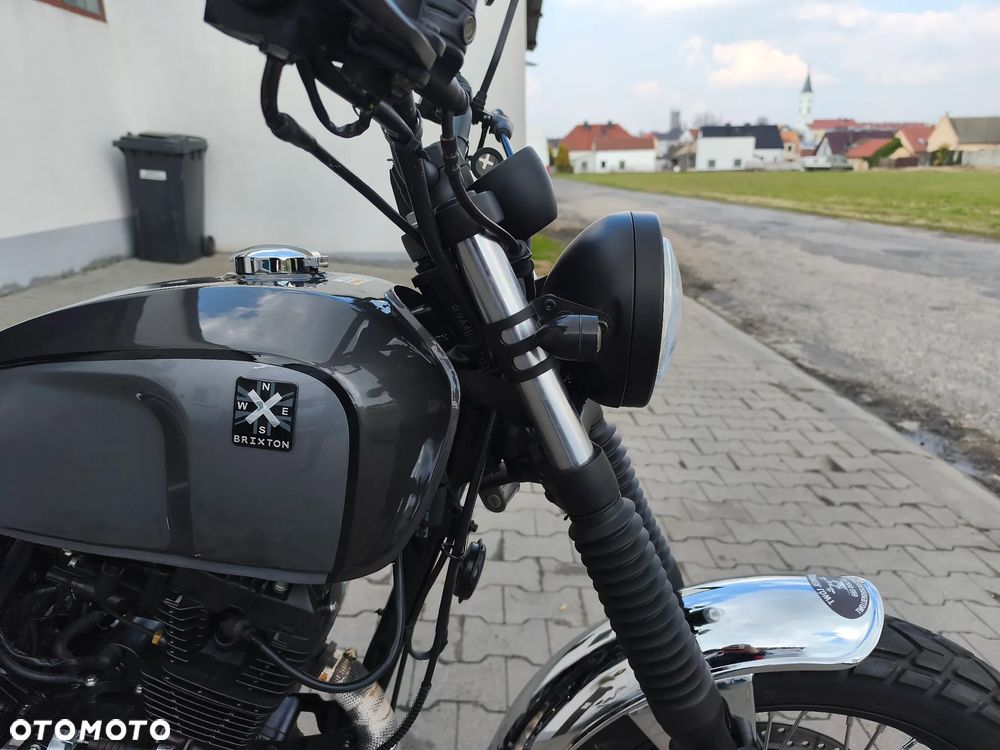 Brixton Cromwell - 19