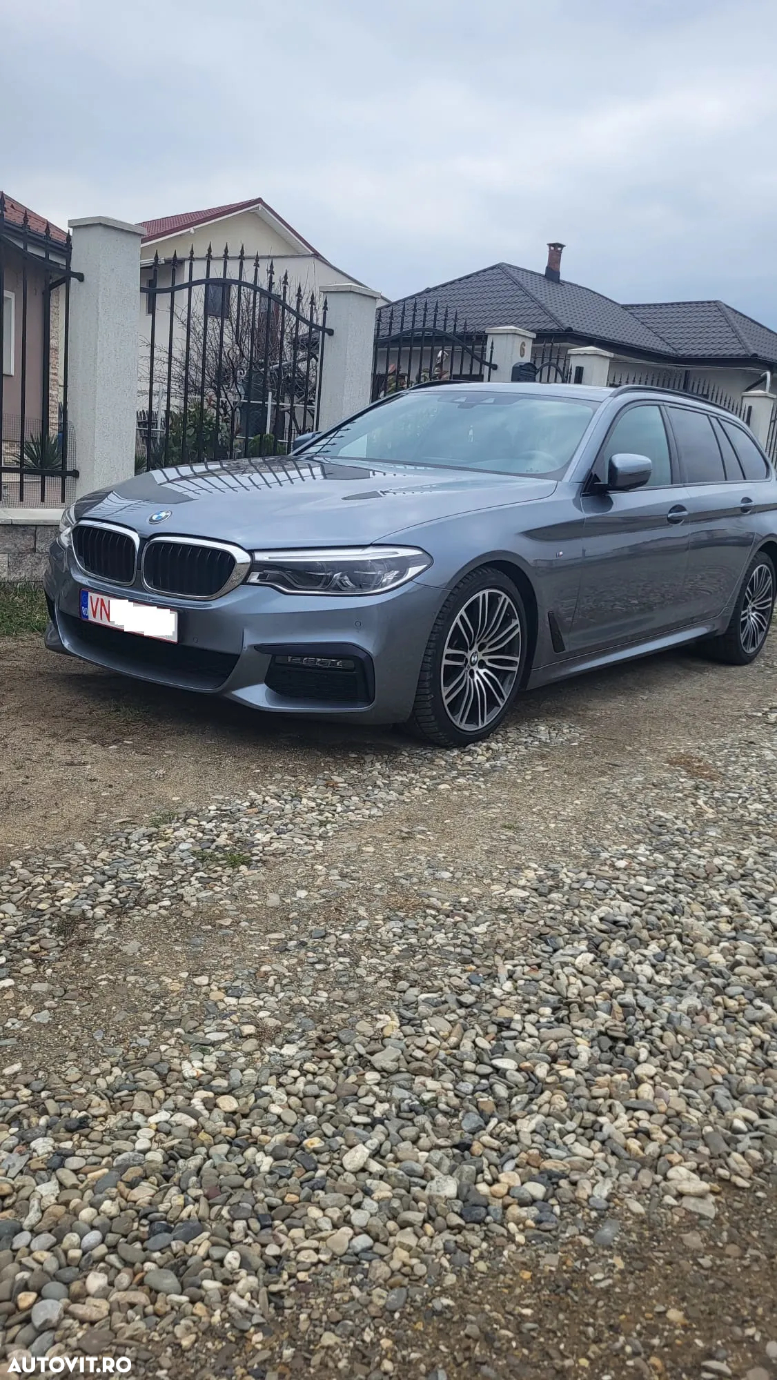 BMW Seria 5 520i Touring Aut. M Sport Edition - 13