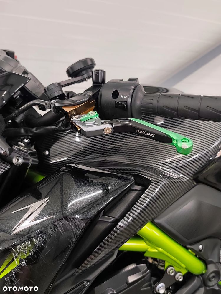Kawasaki Z 900 - 12