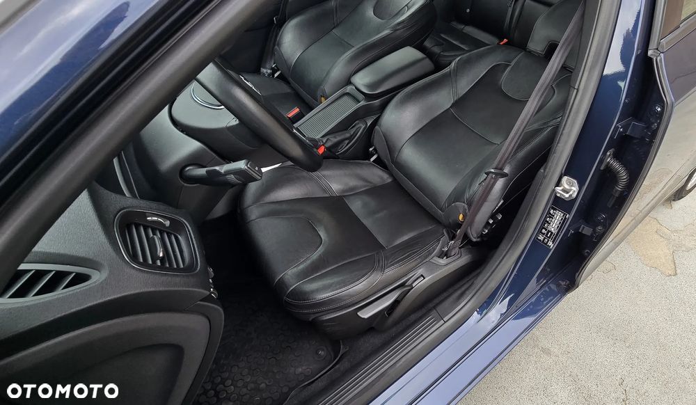 Volvo V40 - 19