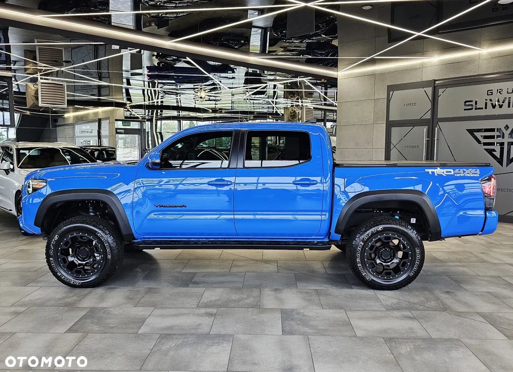 Toyota Tacoma - 5