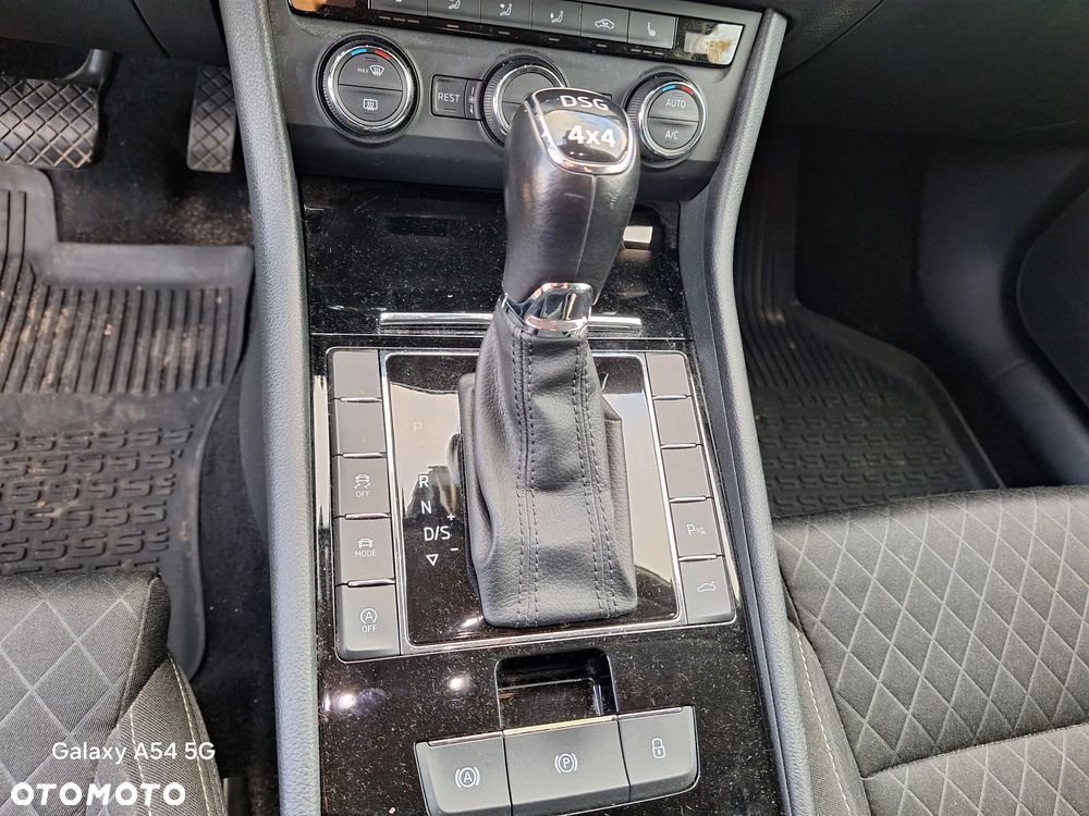 Skoda Superb 2.0 TSI 4x4 Style DSG - 12