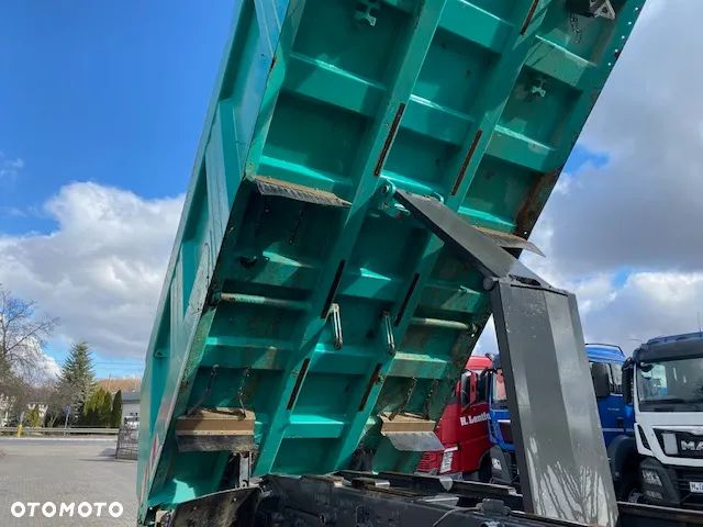 Mercedes-Benz Arocs 4142 / 8x6 - 14