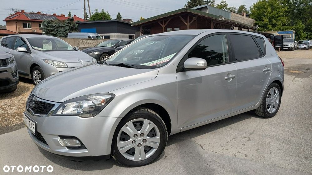 Kia Ceed - 2