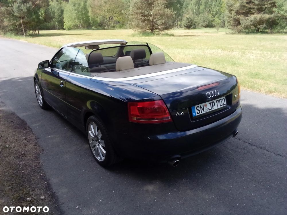 Audi A4 Cabrio 1.8 T multitronic - 5
