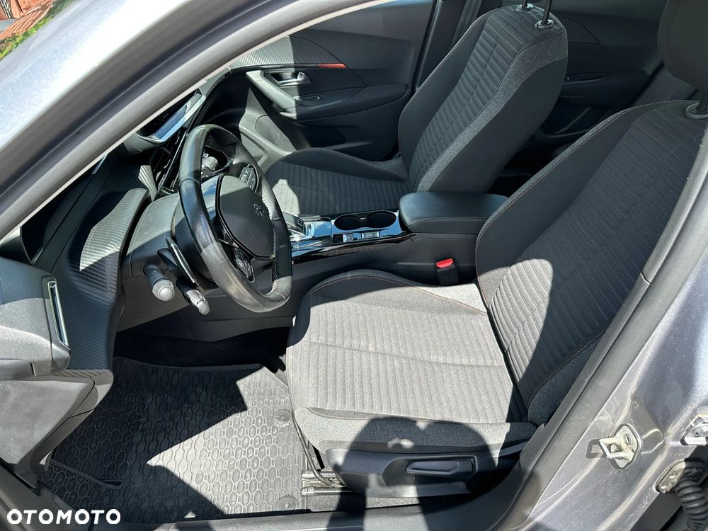 Peugeot 2008 - 22