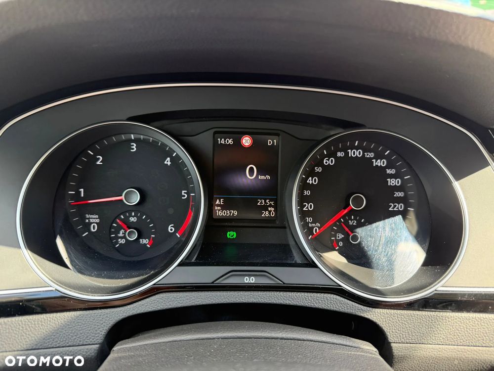 Volkswagen Passat 2.0 TDI BMT 4Mot Highline DSG - 8