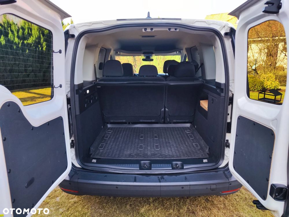 Volkswagen Caddy 2.0 TDI DSG - 13