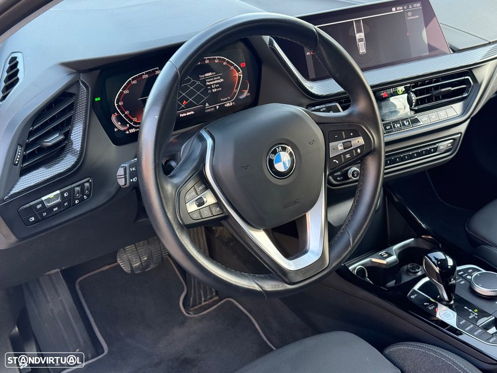 BMW 118 - 8