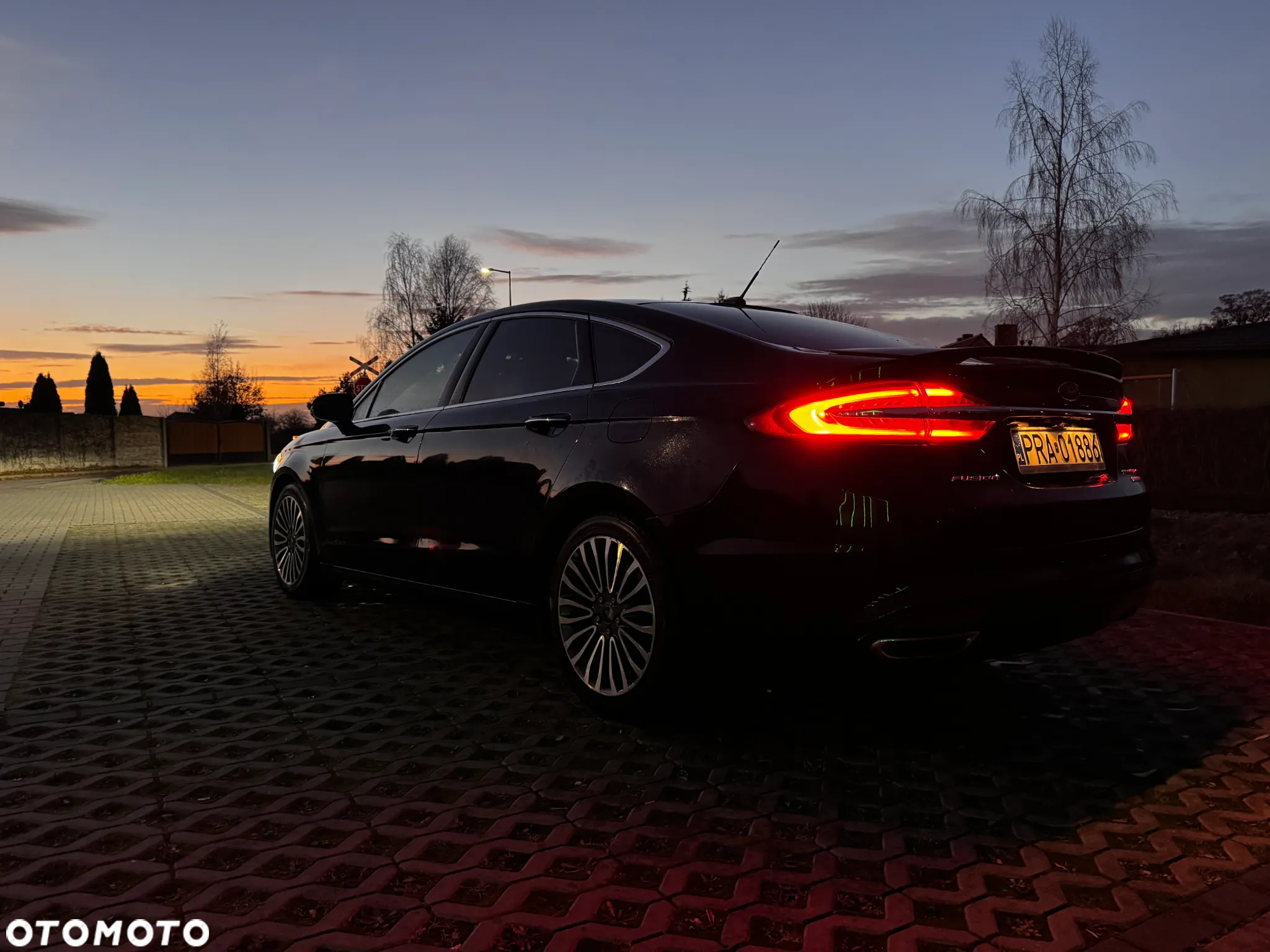 Ford Fusion 2.0 EcoBoost Titanium - 12