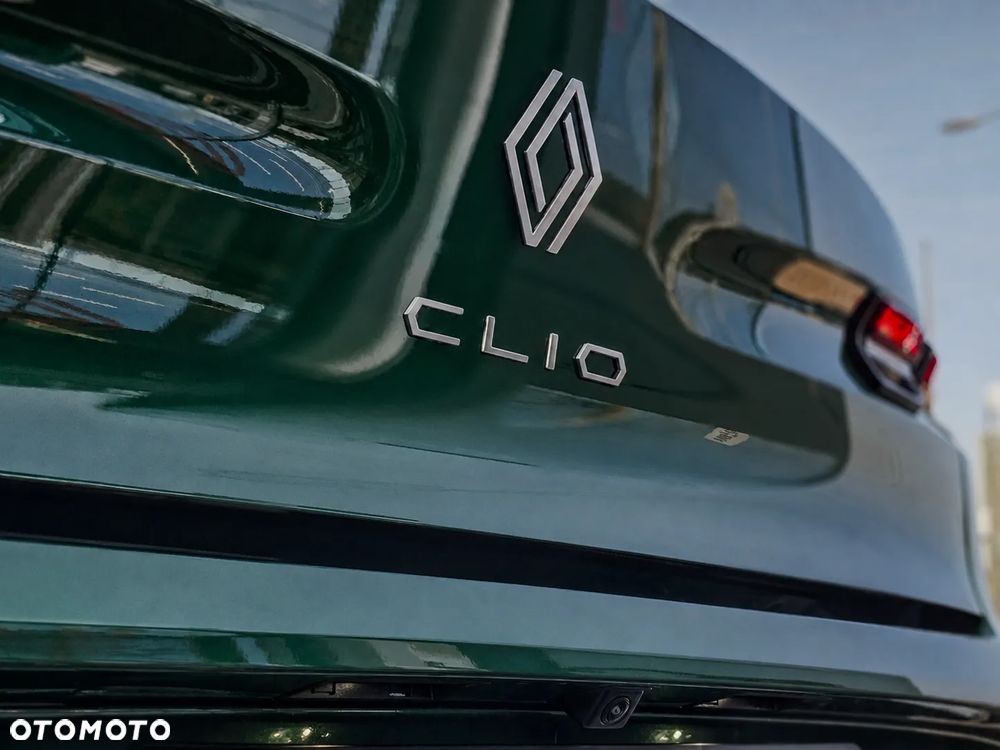 Renault Clio TCe 115 Evolution - 9