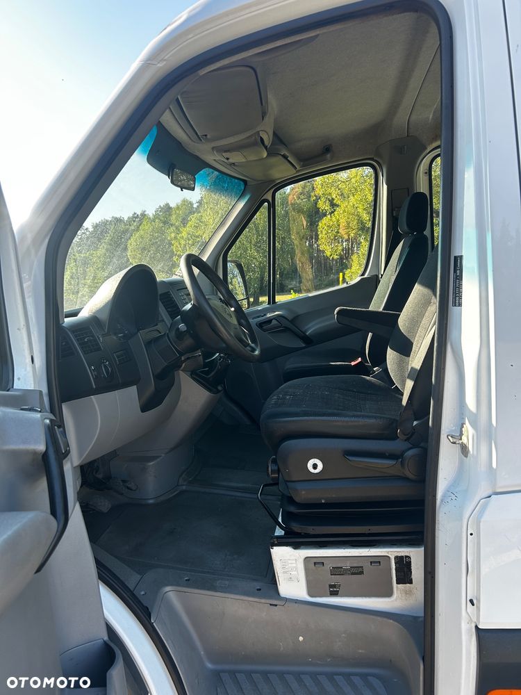 Mercedes-Benz Sprinter - 10