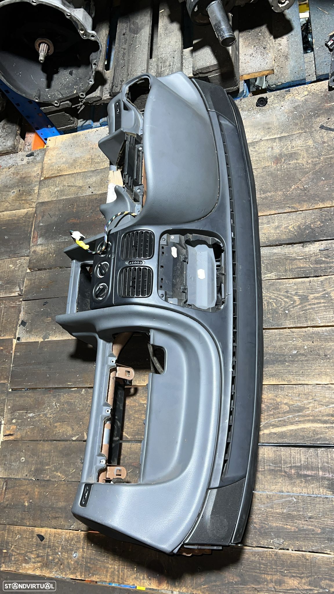 Tablier Renault Laguna - 1